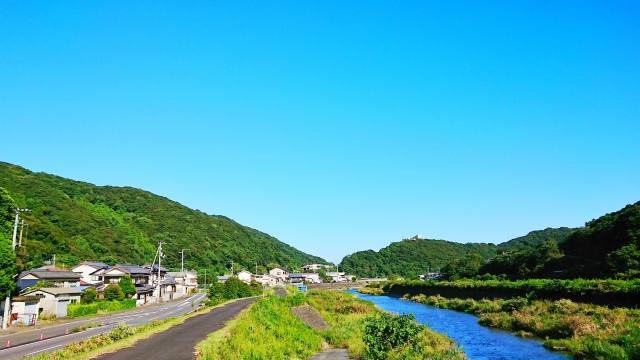 土地と道路の関係性!戸建て・土地を売買するときの注意点は?